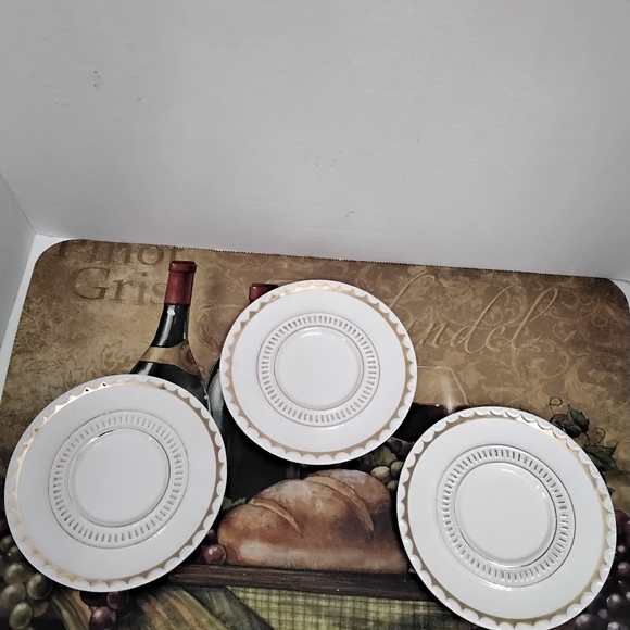 Hand painted expresso cup and saucer set of three made in Portugal - Picture 3 of 7